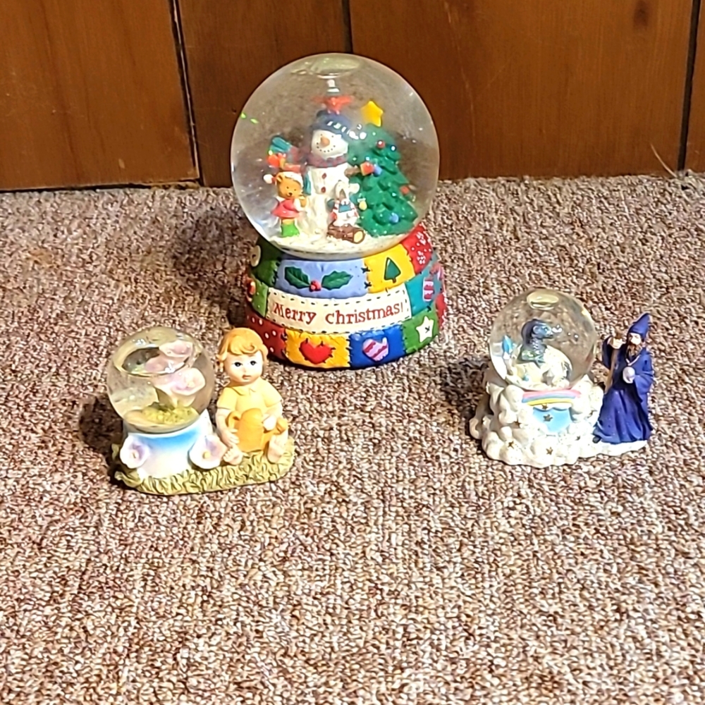 snow globes